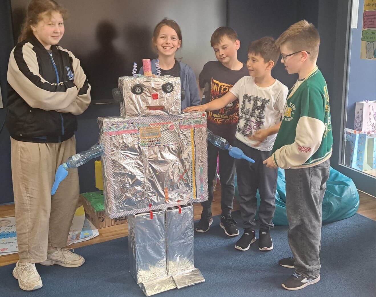 Tutaj powinien być opis